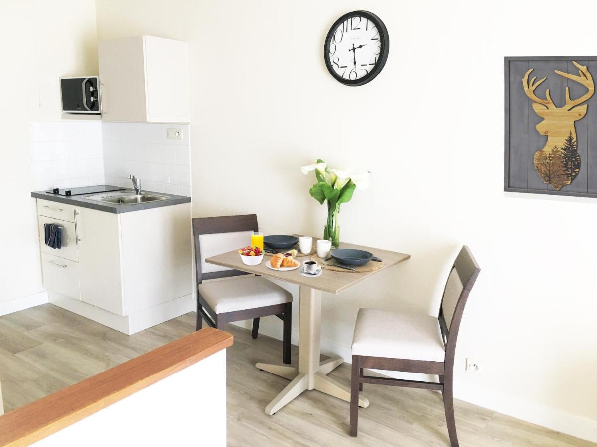 Villa Rose De Mons - Residence Services Senior La Brede Экстерьер фото